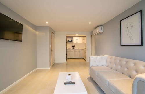 Bocagrande Apartment | 1 BR Charming Apartment in Bocagrande