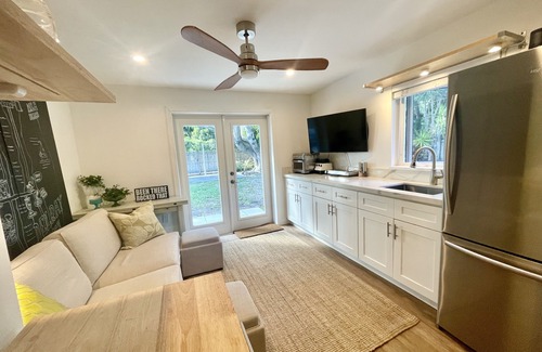 Osceola Park House | 1 BR Guest House, east Delray Beach. Available only November and December