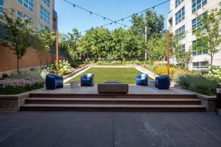 Central West End Apartment | 1 BR Loft Near Central West End Walk to BJC