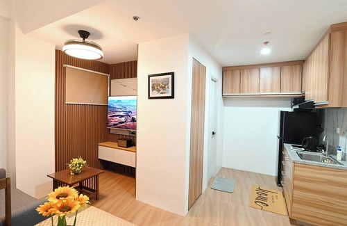 Guadalupe Condo | 1 Cozy Bedroom Condo Unit-Apple One Banawa Cebu