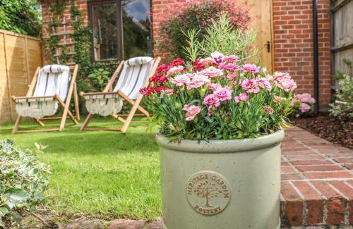 Selborne House | 1 Foresters Rest