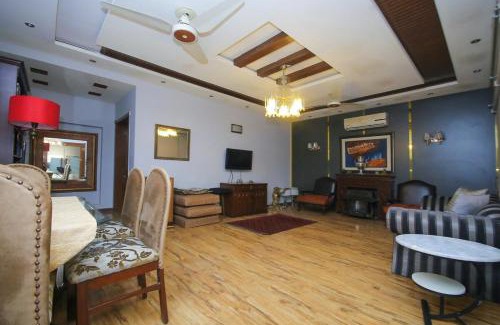 Loralai District House | 1 kanal upper portion