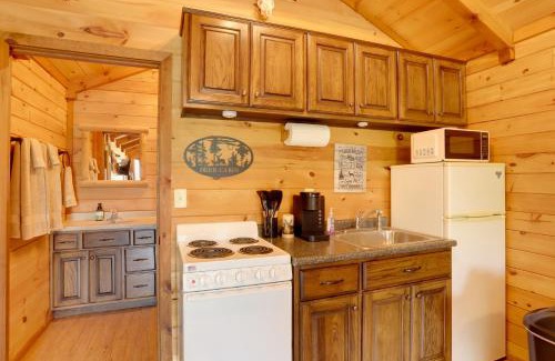 Van Buren House | 1 Mi to Current River Cozy Studio Cabin!