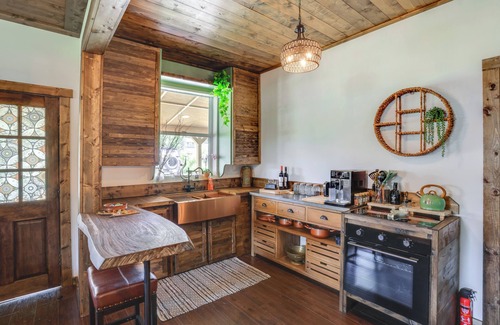 Arcadia House | < 1 Mi to Downtown Arcadia: Tranquil Wooded Escape