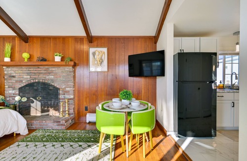 Salem Apartment | 1 Mi to Downtown Salem: Studio w/Fire Pit Access