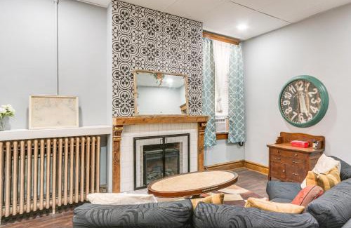 Cumberland Apartment | 1 Mi to Dtwn Cumberland Historic Apt with Patio!