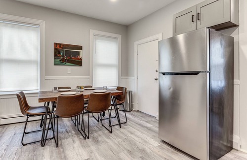 Federal Hill Apartment | 1 Mi to Dtwn: Pet-Friendly Providence Apt w/Yard