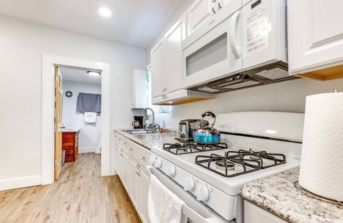 Corning Apartment | 1 Mi to Dtwn: Pet-Friendly Corning Retreat