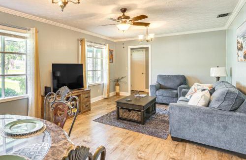 Waycross House | 1 Mi to Dtwn Waycross Home with Furnished Porch