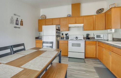 Portales Apartment | 1 Mi to Main Street: Cozy Retreat in Portales