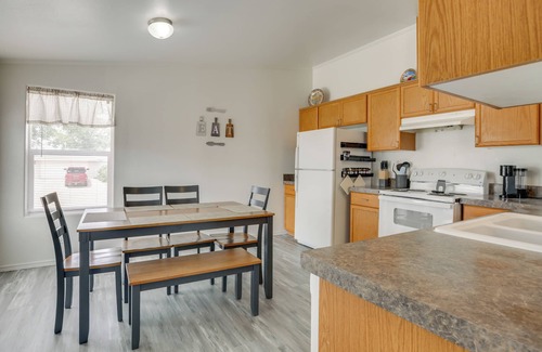 Portales Apartment | 1 Mi to Main Street: Cozy Retreat in Portales