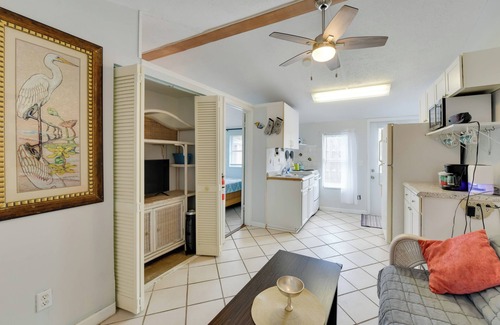 Laurel Apartment | 1 Mi to Nokomis Beach: Quiet Getaway w/Fire Pit