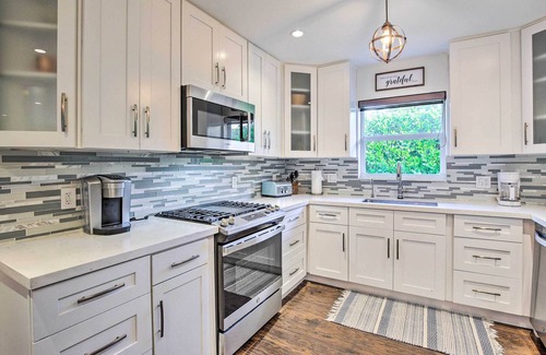 Garden Isles House | 1 Mi to Pompano Beach: Vacation Rental w/Pool!