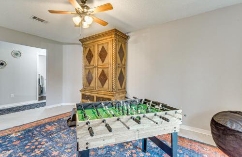 Gulf Breeze House | 1 Mi to Zoo Rustic Bungalow in Gulf Breeze!