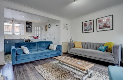 Winterton-on-Sea House | 1 Old Chapel Cottages by Winterton Cottages