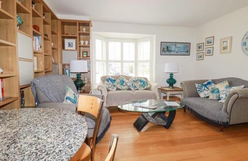 Lostwithiel House | 1 Old Talbot Cottages