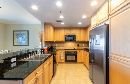 Pensacola Beach Condo | 1 Portofino 1005