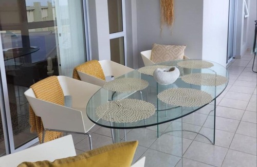 Ramsgate Beach Apartment | 1 St Daniel