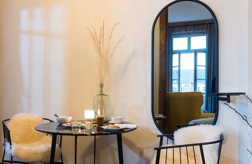 Lahr Apartment | 1-zimmer-apartment mit Kleiner Küche und Großem Bad