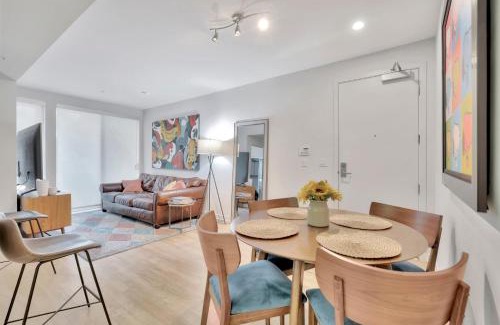Downtown Apartment | 10 Cozy apartment heart of Santa Monica