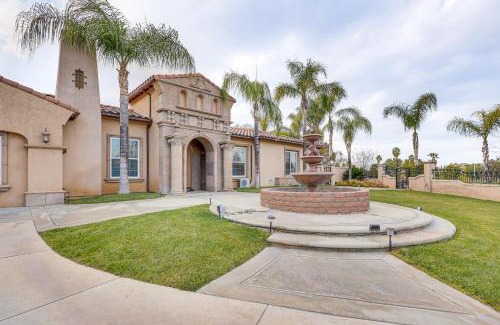 Alessandro Heights Apartment | 10 Mi to Dtwn Riverside Triplex with Pool