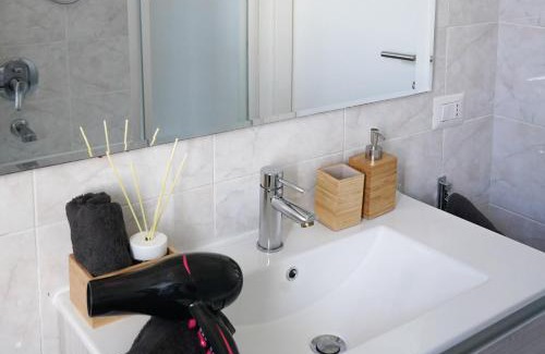 Samarate Apartment | 10 min from the Airport-Wifi-Free Parking