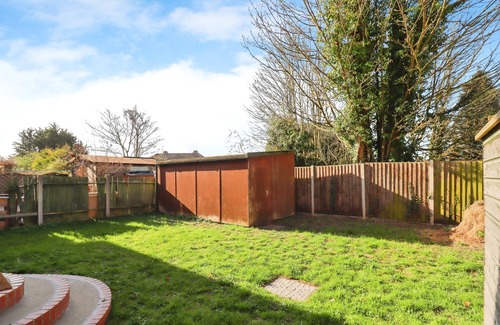 Earlham House | 10 minutes from Norwich City Centre 4 Bed House