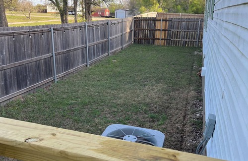Bastrop House | 10 minutes to Bastrop State Park & Lake Bastrop - charming home on 3 acres