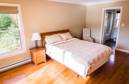 Humber Valley Ski Chalet | 10 River Grove - Humber Valley Resort