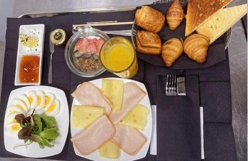 Sodeco Hotel | 10 Stories Hotel