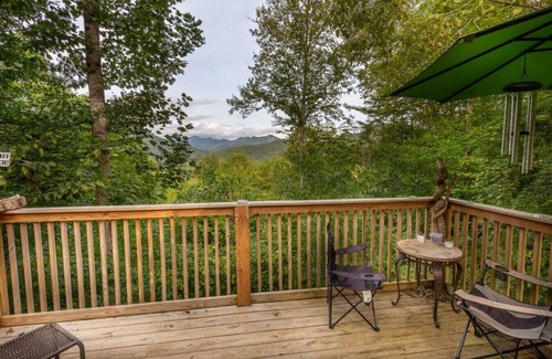 Cullowhee RV Rental | 100 Acre Reserve, River Access, and Endless Adventure!