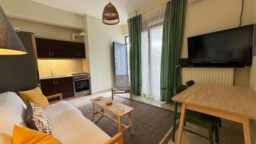 Xylokastron Apartment | 100 meters from the sea