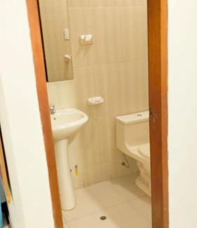 Iquitos Apartment | 100 RV APARTMENTS IQUITOS PERU-Apartamento primer piso con ventana a piscina