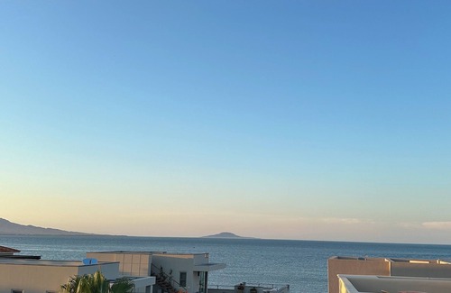 Nopolo House | 100 steps from beach! Ocean view home Loreto Bay perfect for Families/Couples.