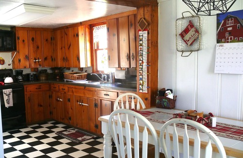 Harrison Cottage | 100 year old stone cottage nestled in beautiful, quiet nature