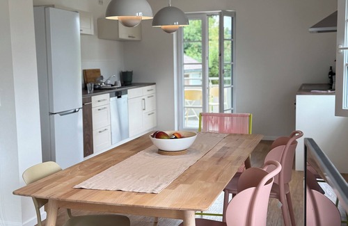 Lindenberg im Allgaeu Apartment | 100m² vacation apartment Villa 19hundert5 modern and central location