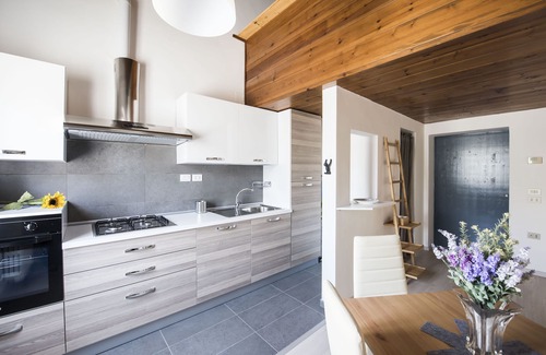 Palombina Nuova House | 101 Via Esino (one bedroom apartment)