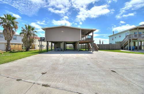 Leeward Sands House | 102 m² House ∙ 3 bedrooms ∙ 10 guests