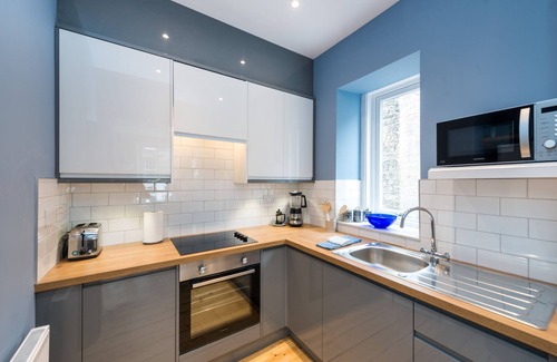 New Town Cottage | 107 Broughton Street - an edinburgh that sleeps 6 guests in 3 bedrooms
