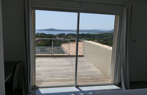 Pinarellu Villa | 10mn beach, Standing Villa, top sea view, fiber internet, heated pool, jacuzzi