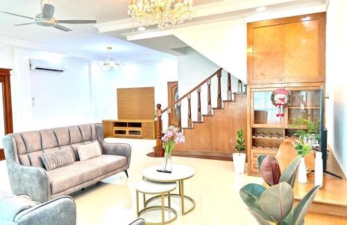 Sibu House | 10Pax Spacious Semi-D&Nearby City Centre