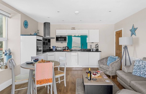 Torcross Apartment | 11 At The Beach, Torcross - an apartment that sleeps 4 guests in 2 bedrooms