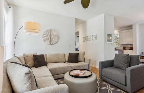 North Forest Beach House | 11 Bittern ~ Ideal Location! Close to Beach, Shops & Restaurants! Private Pool!