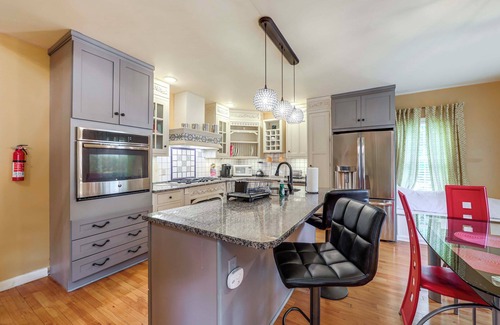 Verona Apartment | 11 Mi to Oneida Lake: Spacious Apt in Verona!