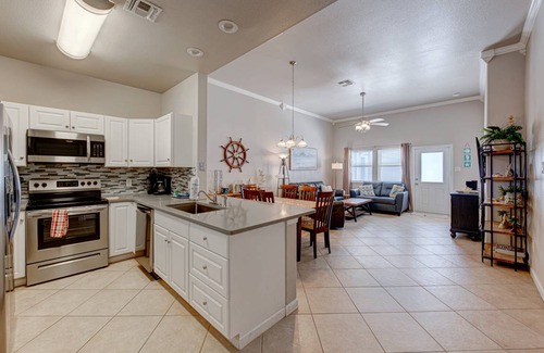 Safe Harbor Apartment | 111 m² Apartment ∙ 2 bedrooms ∙ 8 guests