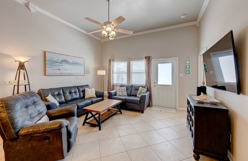 Safe Harbor Apartment | 111 m² Apartment ∙ 2 bedrooms ∙ 8 guests