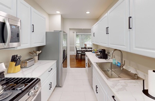 Atlanta House | 1114 Fayetteville Rd SE, Atlanta