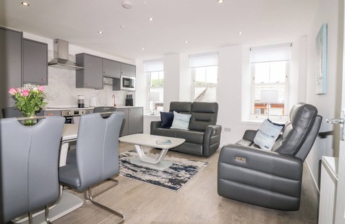 Gardenstown Cottage | 111a Main Street