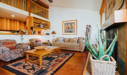 Moose Wilson Road Apartment | 1123 Indian Paintbrush