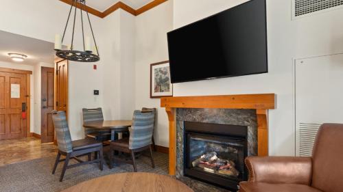 Stowe Area Resort | 1124A One Bedroom The Pines By Stowe Mountain Rentals